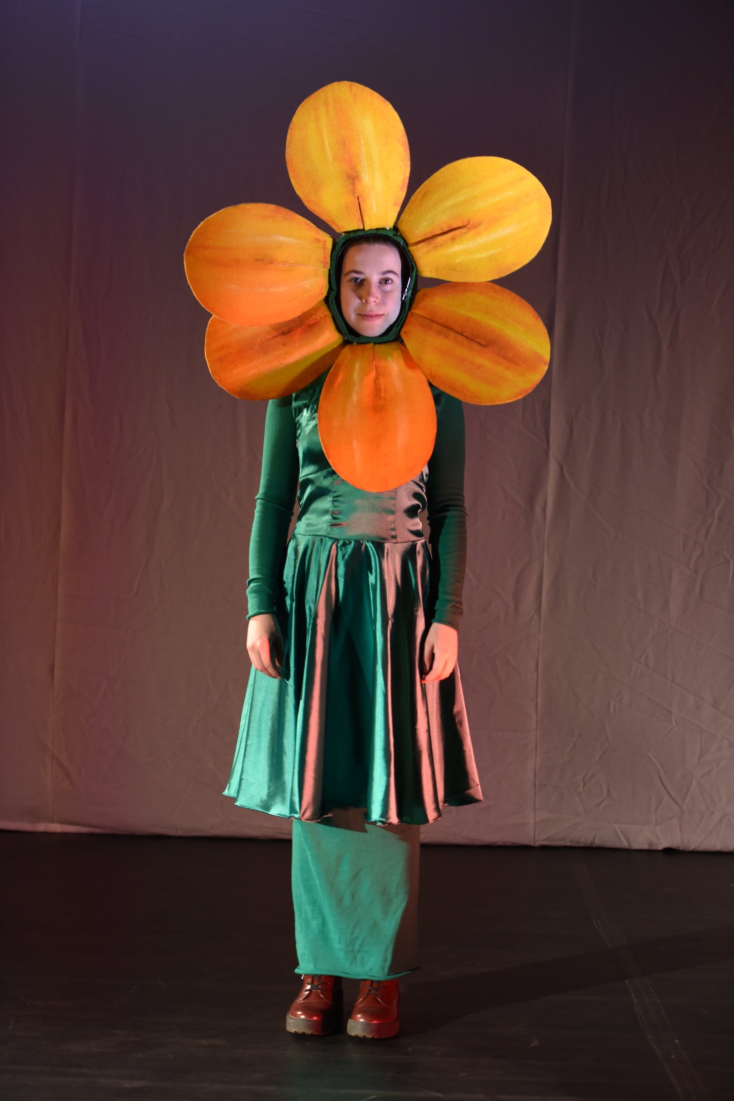 Kostüm - Blume mit gelben Blüten - W002