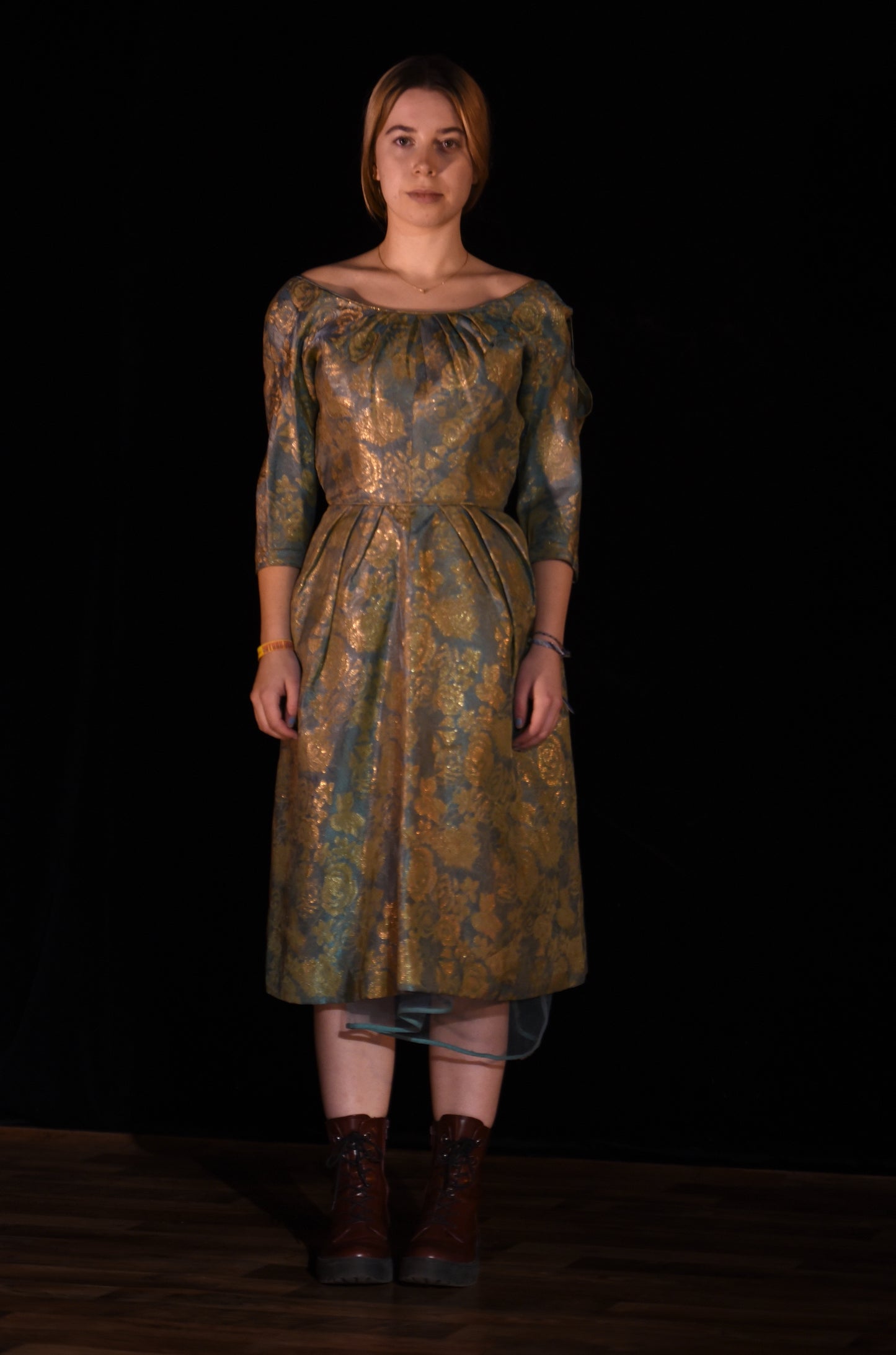 Kleid - Geblümtes Kleid - W008