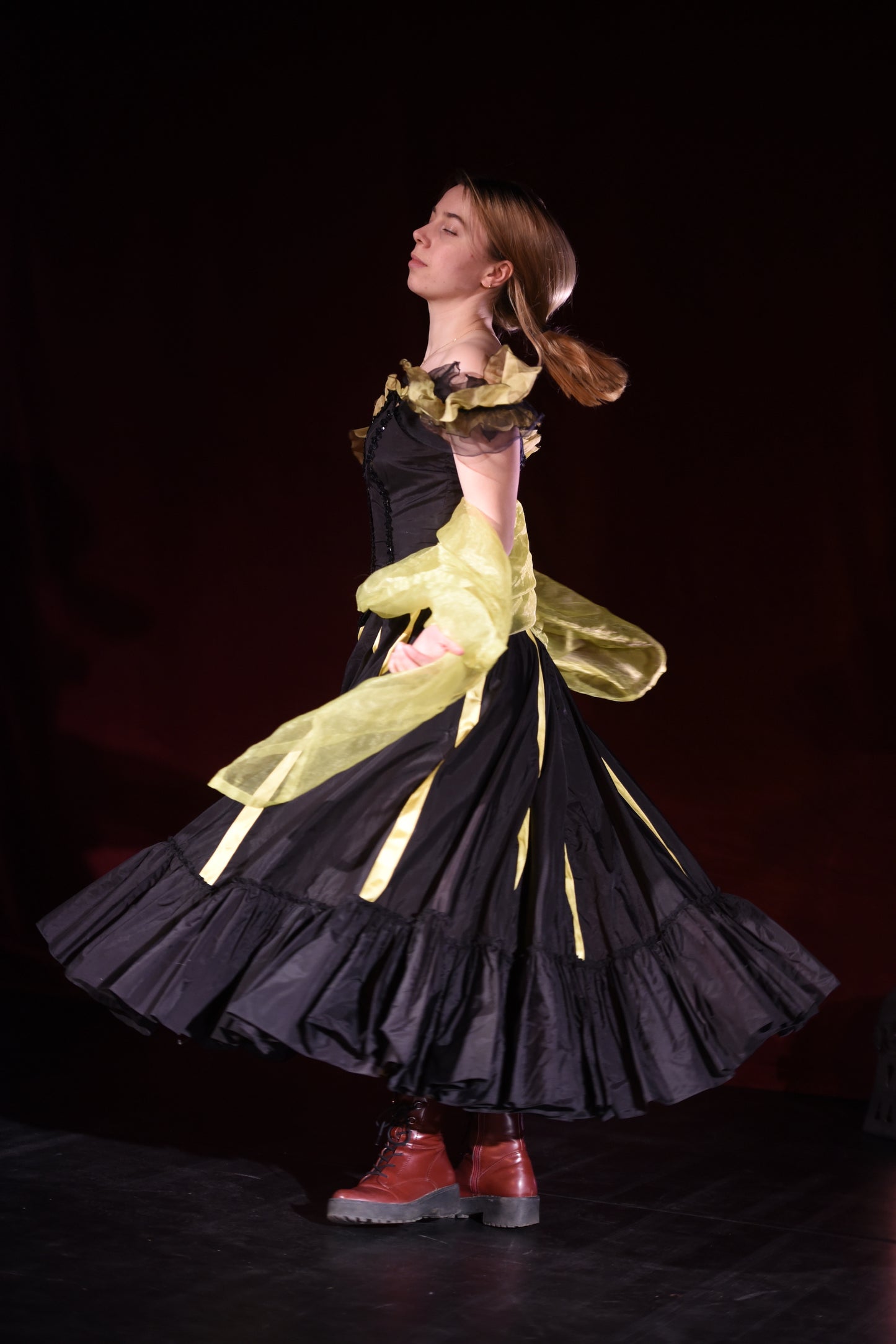 Kleid - Volantkleid - W052