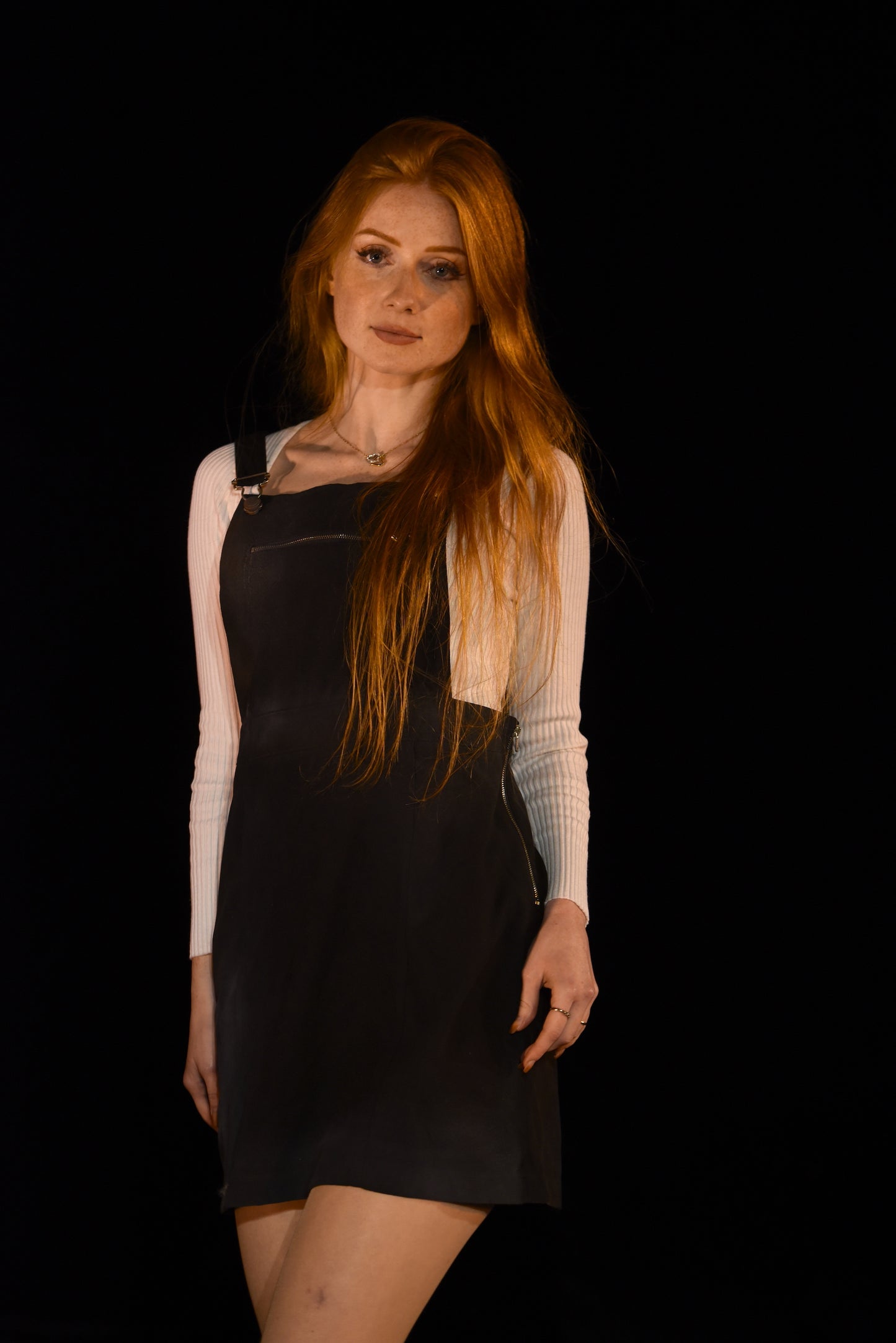 Kleid - Latzkleid - W098