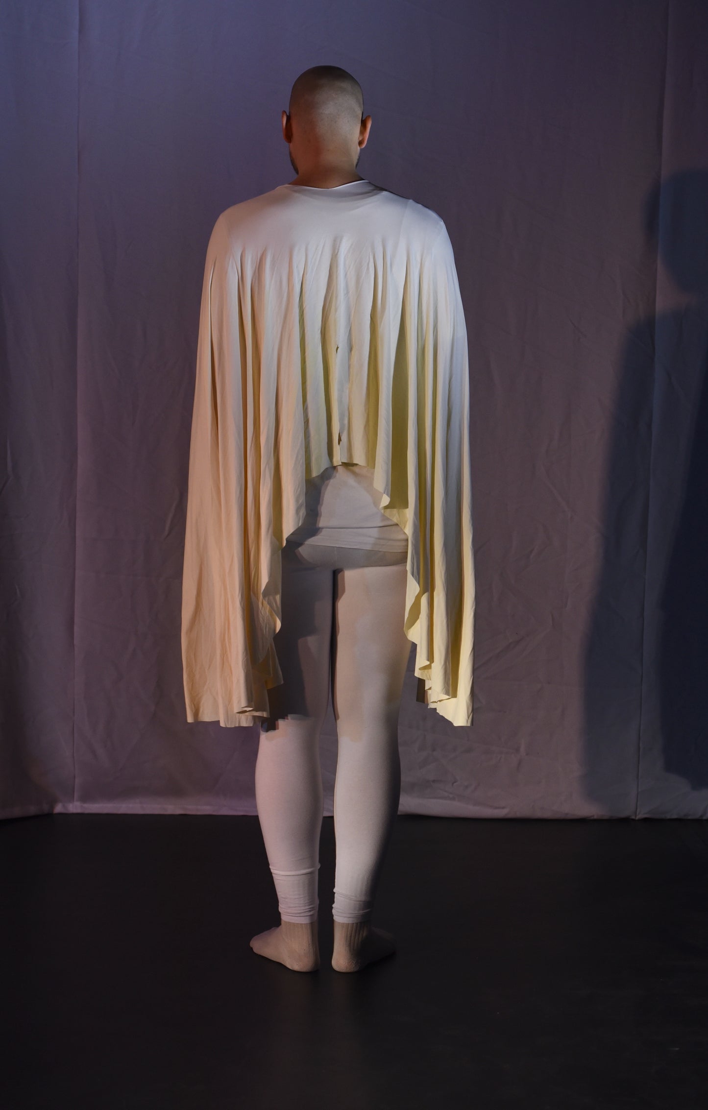 Umhang - Weißer Poncho - B019