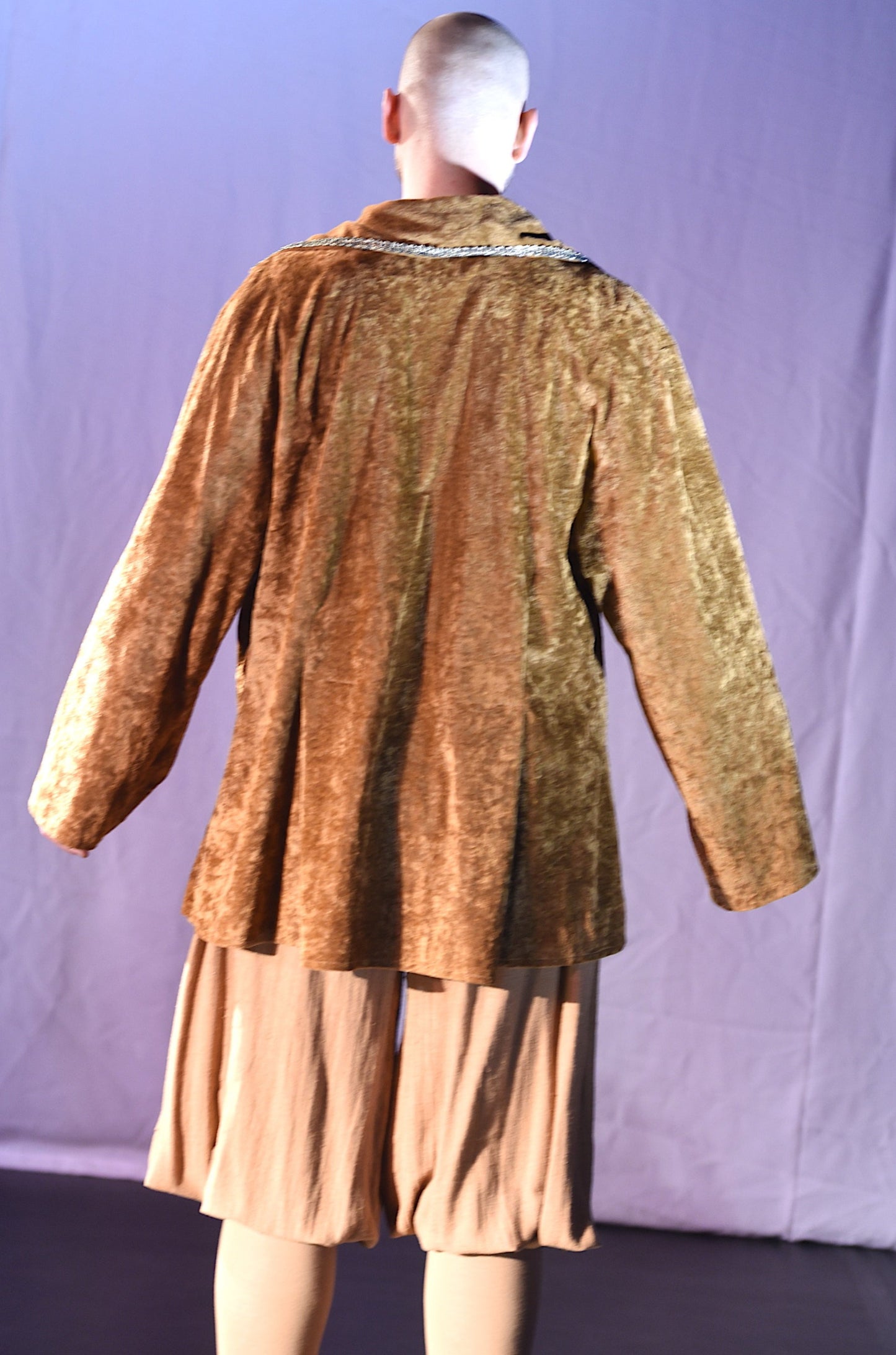 Kostüm - Velourleder-Jacke und Kniebundhose- B041