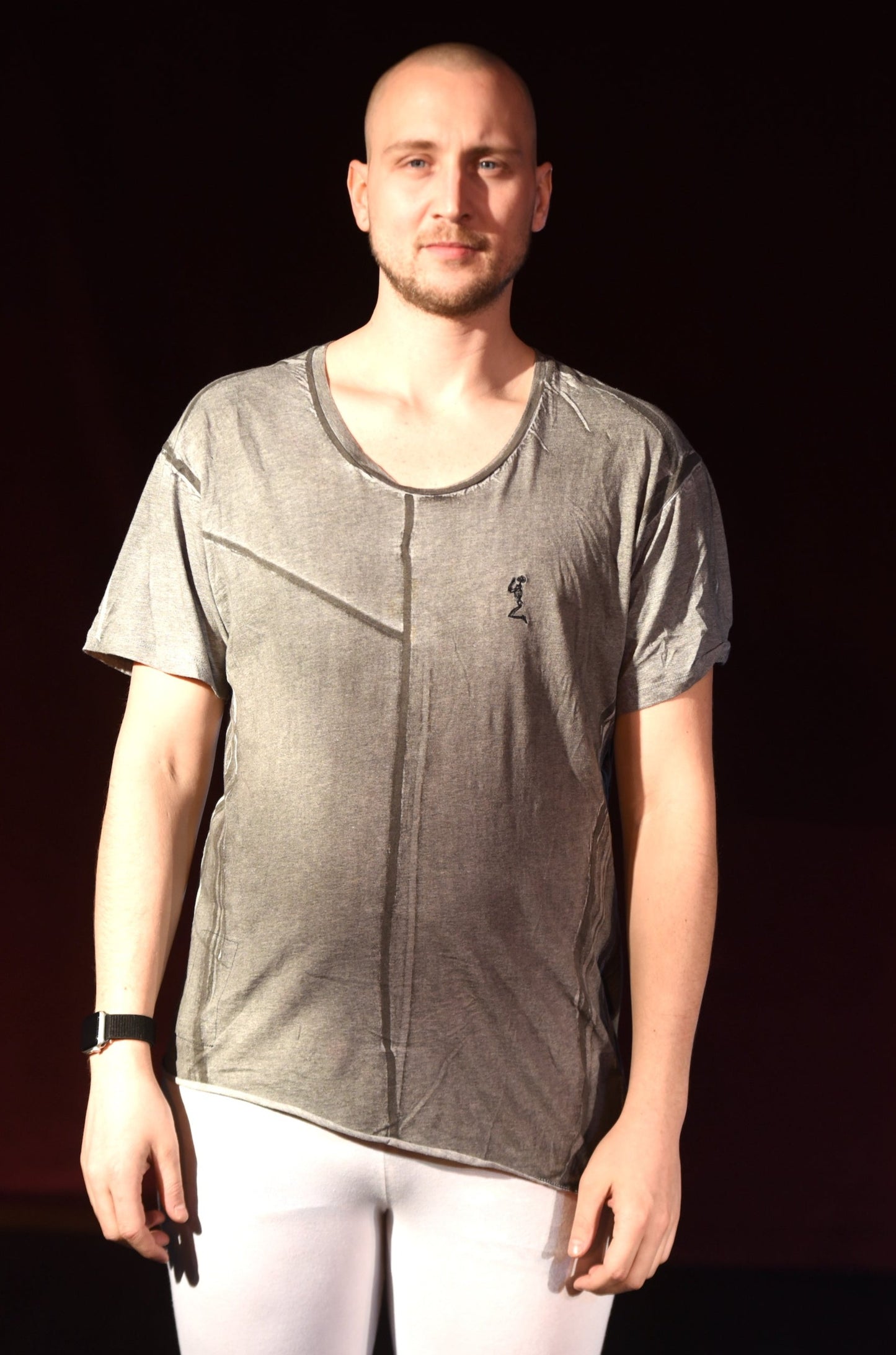 Top - Graues T-Shirt - B101