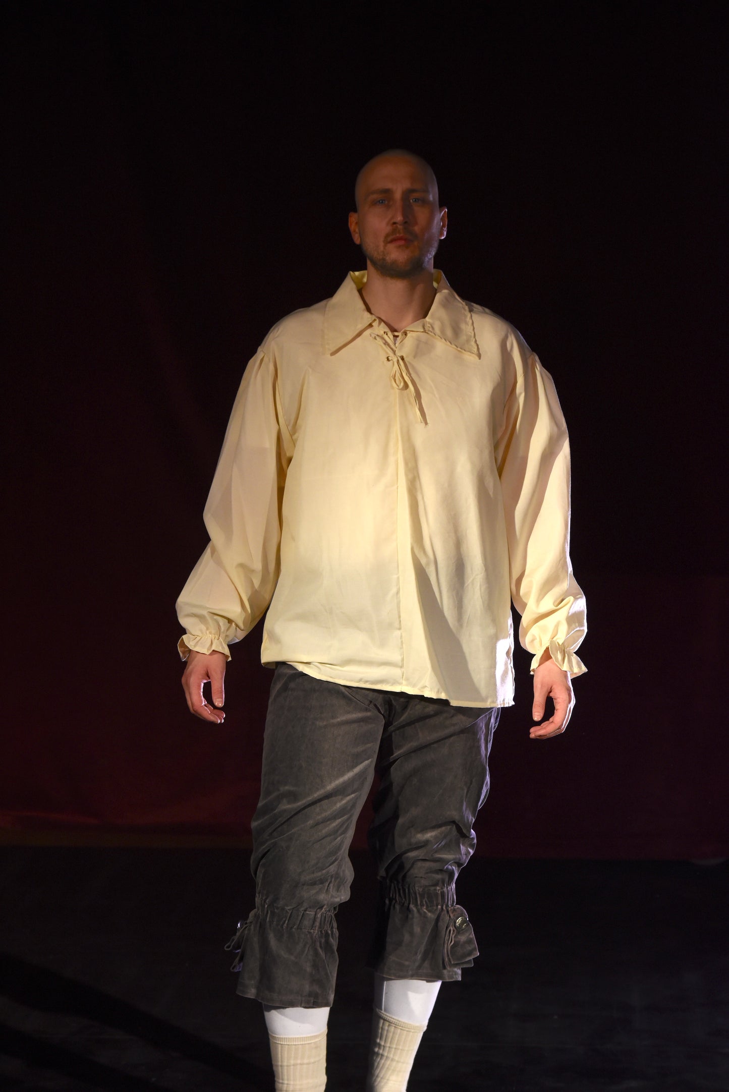 Kostüm - Historisches Shirt und Kniebundhosen - B112