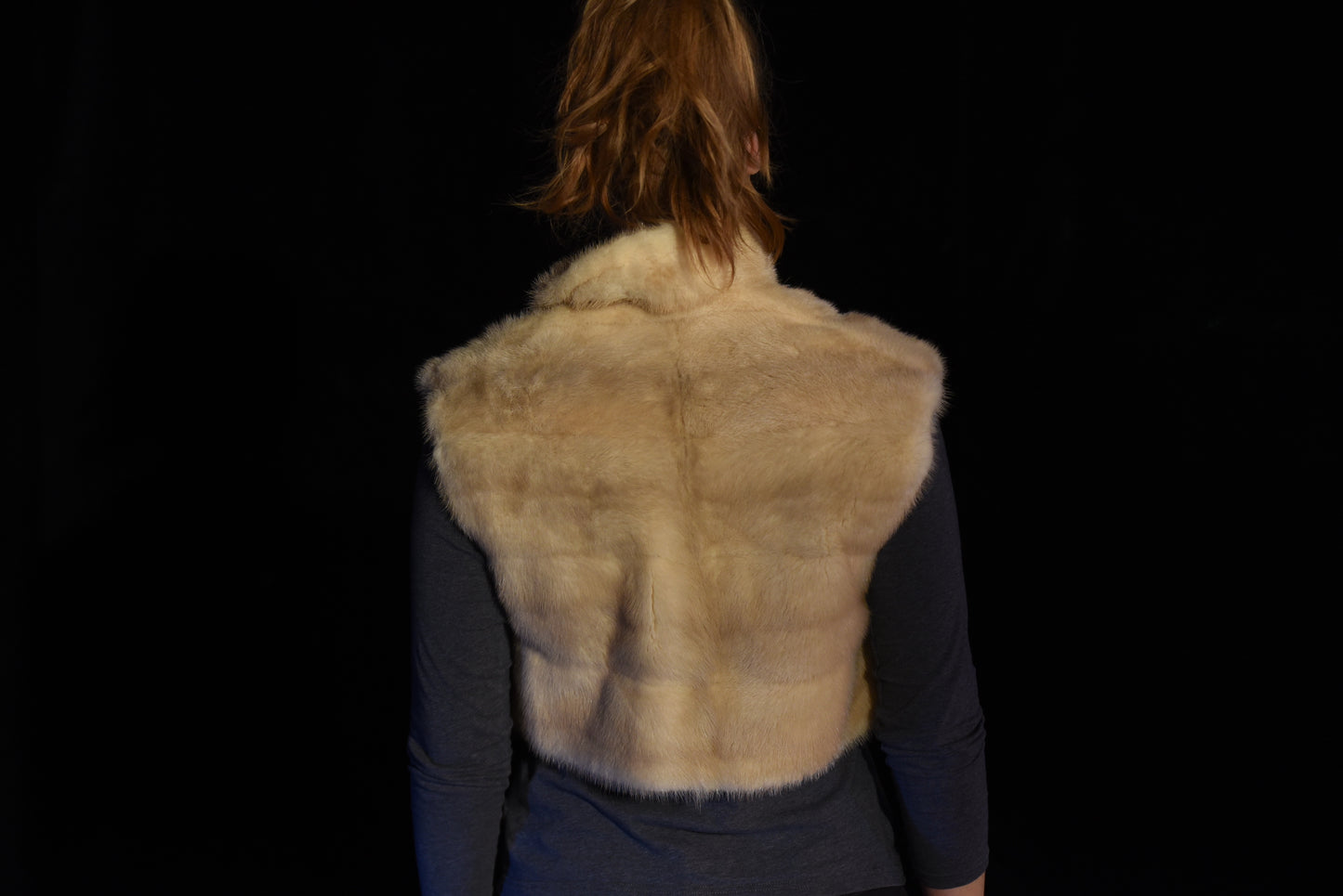 Jacke - Bolero aus Fell - W084