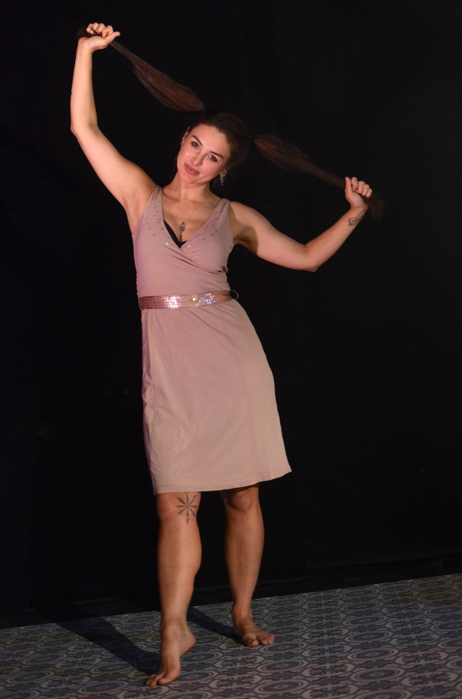 Kleid - Schickes kurzes Kleid - W140