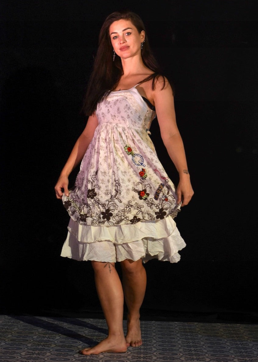 Kleid - Volantkleid - W144