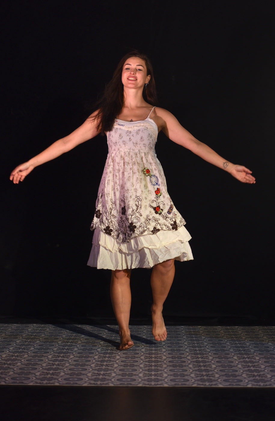 Kleid - Volantkleid - W144