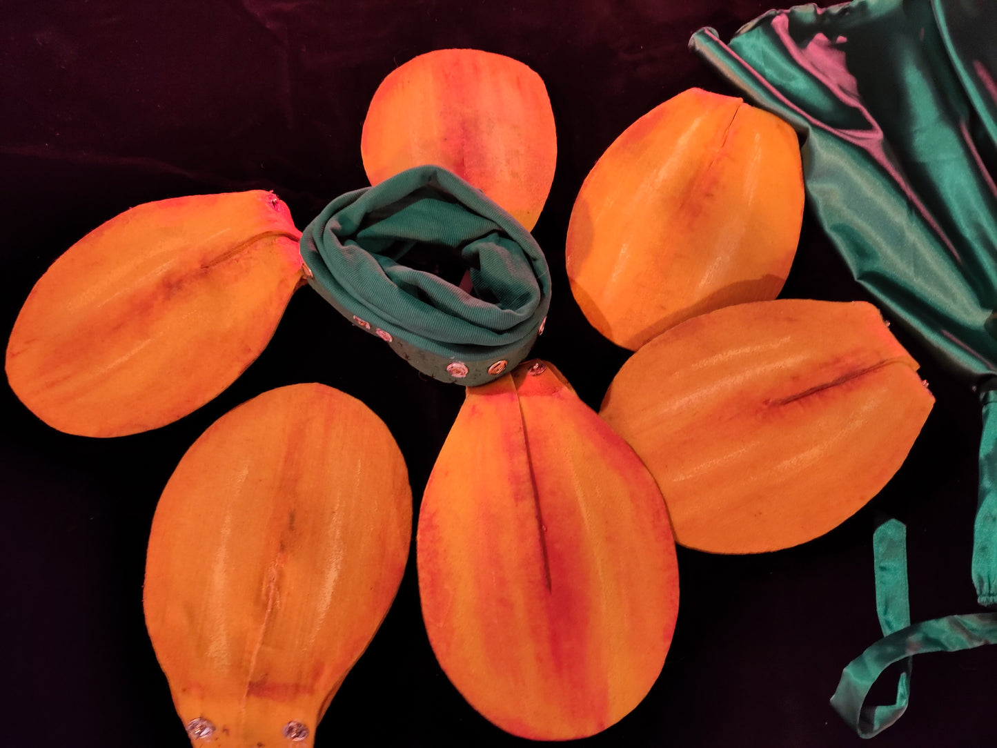 Kostüm - Blume mit orangen Blüten - W004