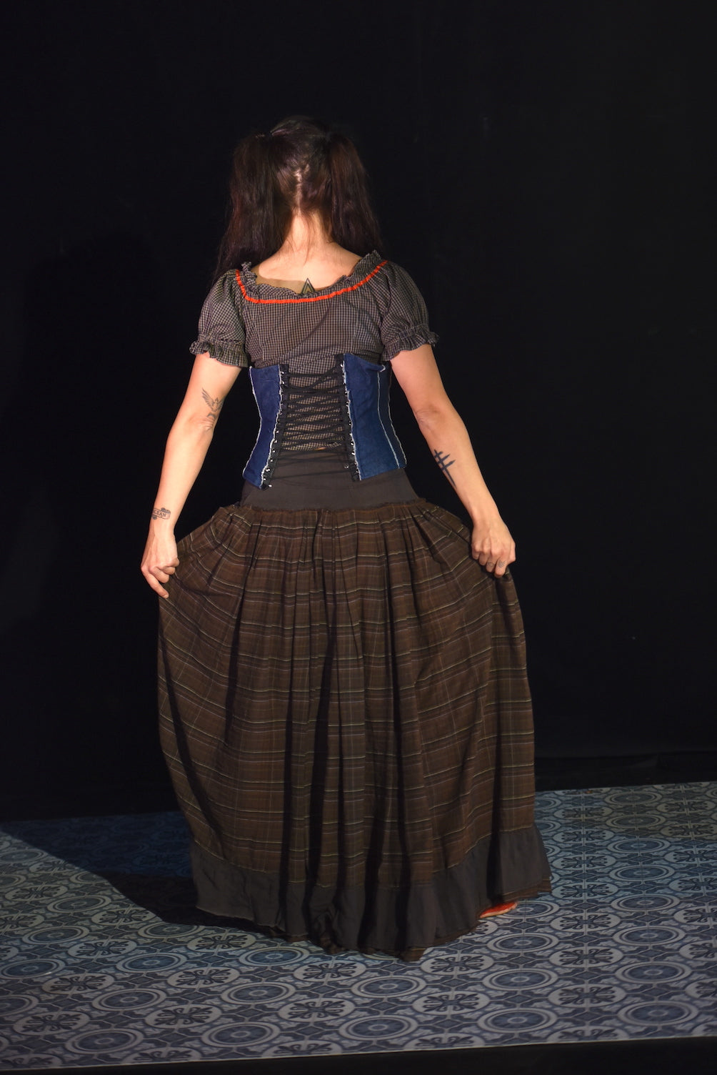 Kostüm - Carmenkleid mit Corsage - W130